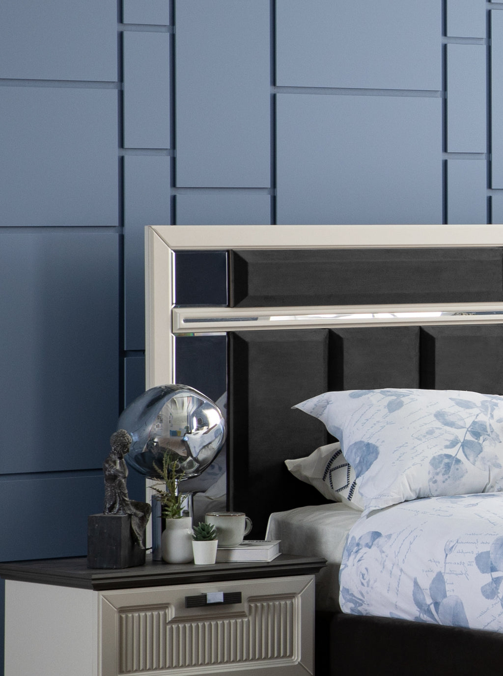 Marmaris - Bedside Cabinet