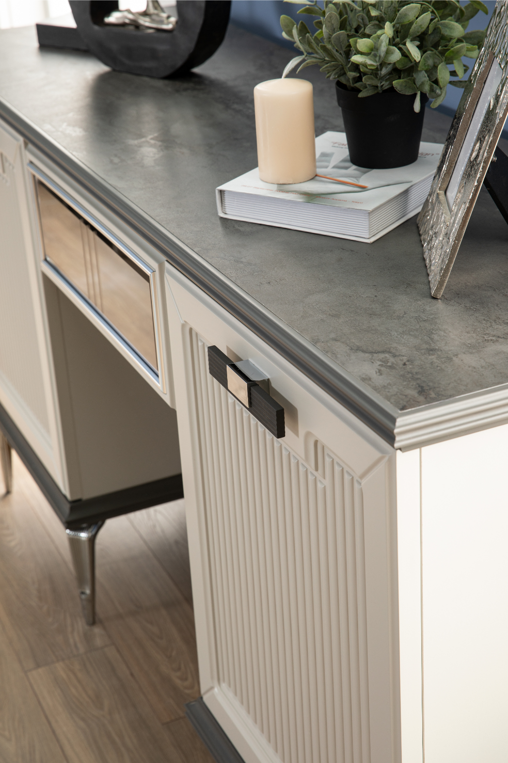 Marmaris - Dresser Mirrored