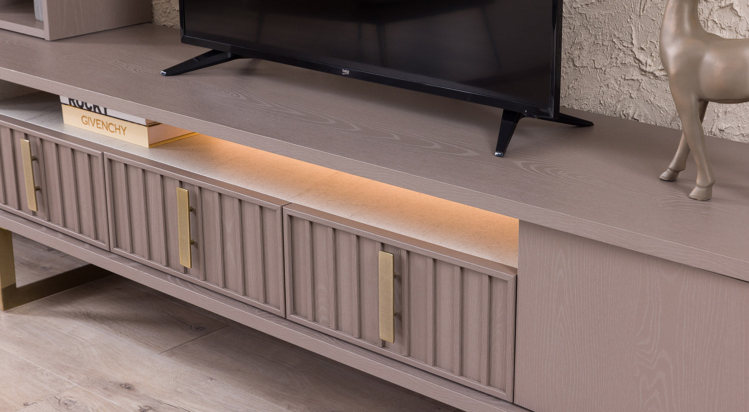 Latte TV & Wall Unit Set